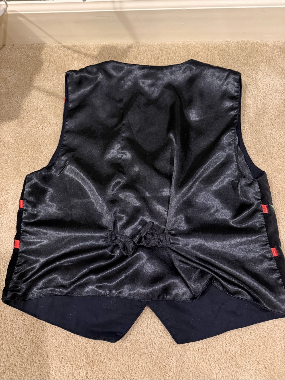 Vintage Tantrums Black Velvet Christmas Vest Holly Ribbon Large - Picture 5 of 9
